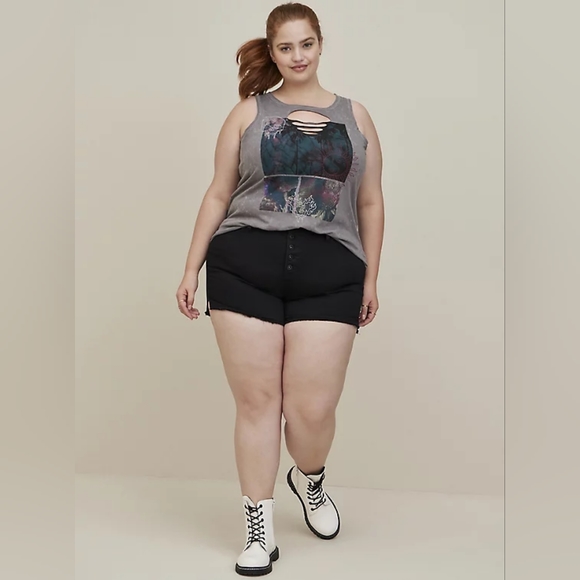 Torrid LoveSick Gray Wash Front Slash Palm Dreams Graphic Tank Top, size 0x - Picture 2 of 12